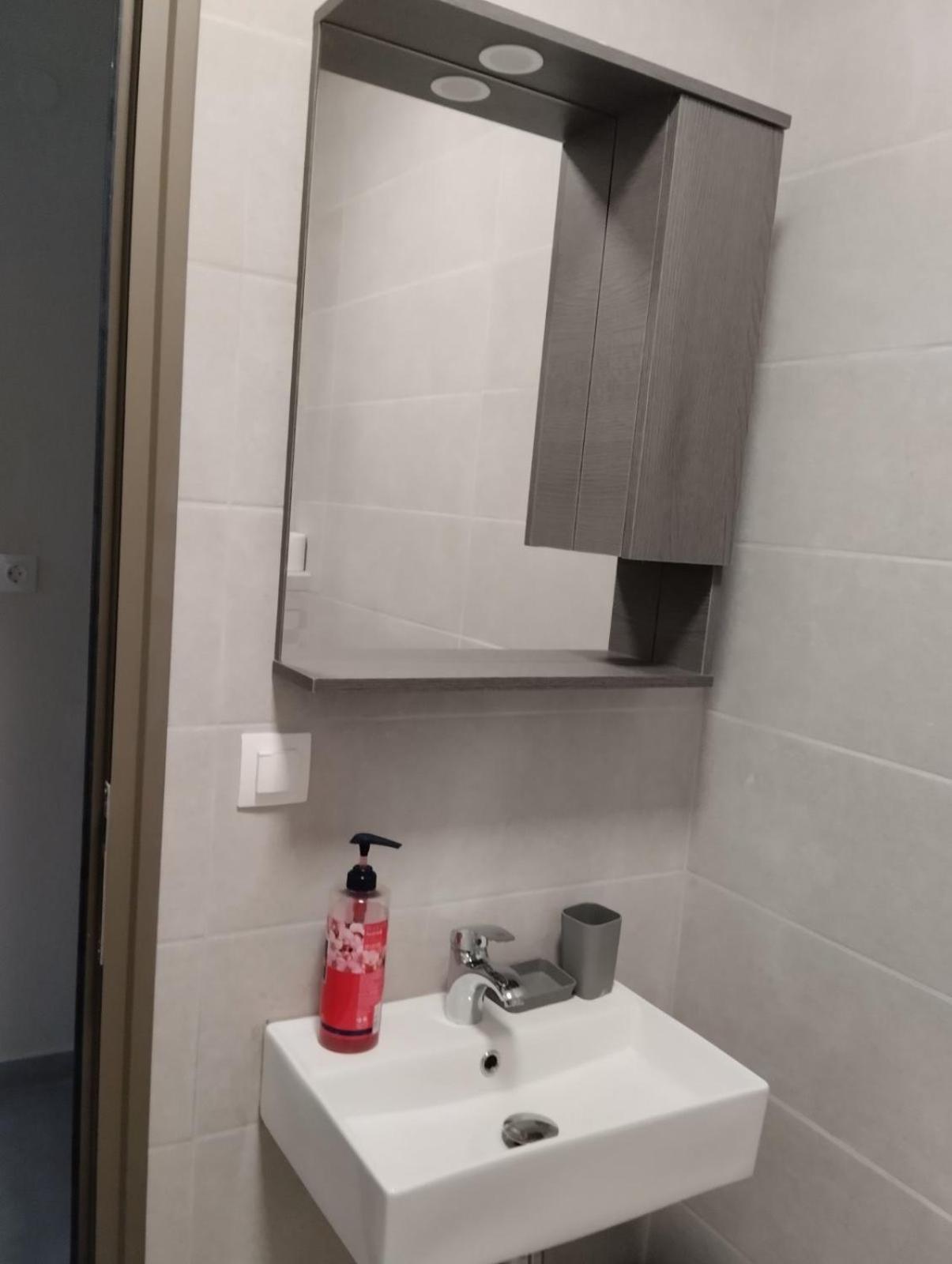 Daniela Apartments Nea Roda Luaran gambar