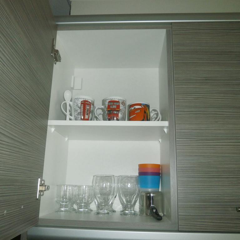 Daniela Apartments Nea Roda Luaran gambar